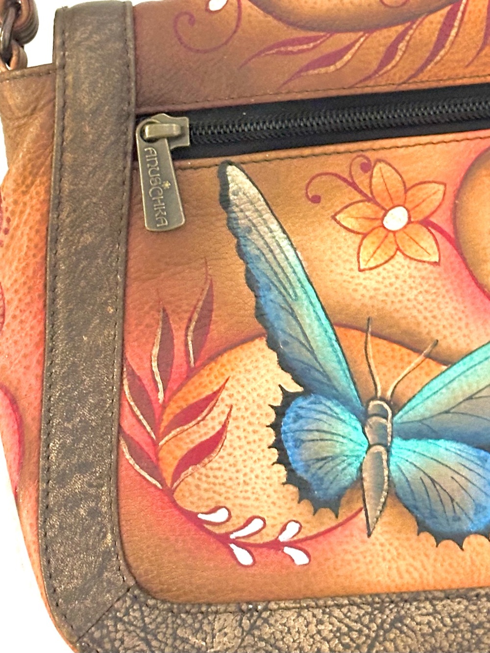 Anuschka Hand-Painted Leather Teal Hummingbird Crossbody Bag New - Picture 6 of 16